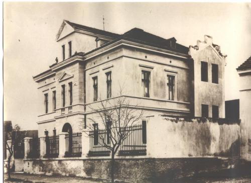 Petrovcova vila - původní sídlo rakovnického muzea